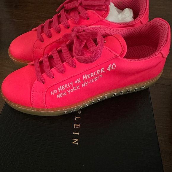 Philipp Plein Women's Pink Sneakers - Picture 1 of 3